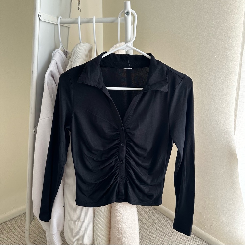 black ruched long sleeve